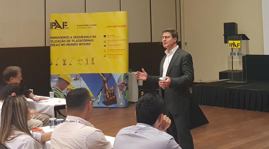 Matt Fearon, Genie President, Terex AWP, Speaking at IPAF ElevAÇÃO ​​​​​​​2018 in Brazil